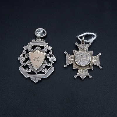 Victorian Sterling Silver Locket Medallion and Edwardian Sterling Silver Medallion, 15g