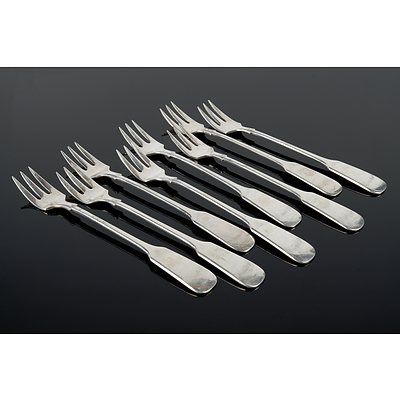 Eight Sterling Silver Oyster Forks, 171g
