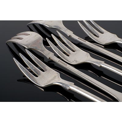 Eight Sterling Silver Oyster Forks, 171g