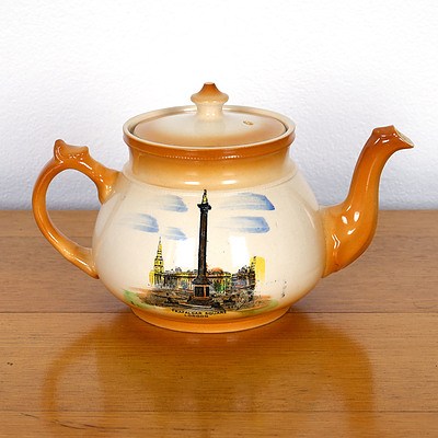 English Royal Broadwell Teapot Dipicting Buckingham Palace and Trafalgar Square