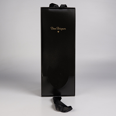 Dom Perignon Champagne Vintage 2010 in Presentation Box
