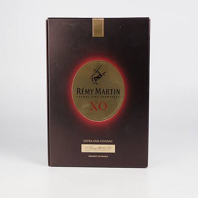 Remy Martin XO Cognac Fine Champagne - 700ml in Presentation Box