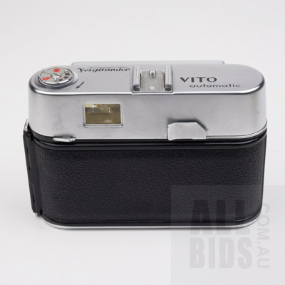 Vintage Voigtlander Vito B Camera with Original Leather Case and Manual