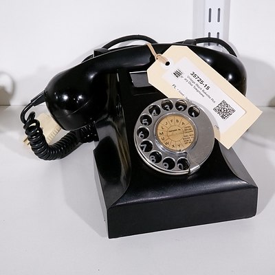 Vintage Black Bakelite Rotary Dial Telephone