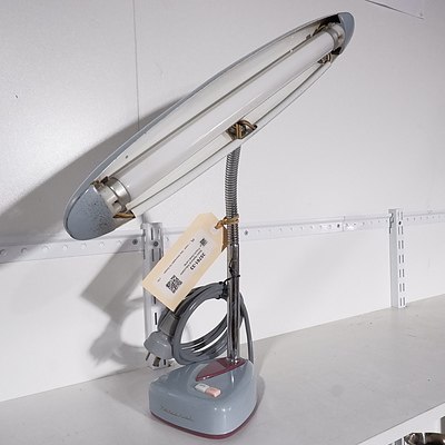 Retro National Adjustable Flouro Desk Lamp