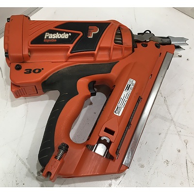 Paslode Impulse Framemaster Framing Nailer With Battery, Charger, Fuel Cells And Nails