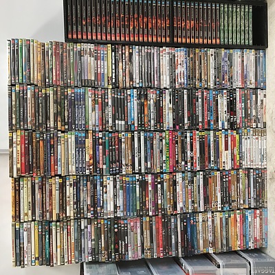 Large Pallet Of 500+ Assorted DVD Movies, TV Shows With Some CDS