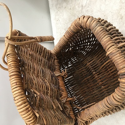 Cane Washing And Picnic Baskets - Lot Of Two