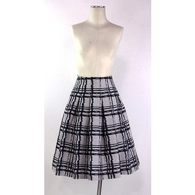 David Lawrence Distorted Check Pattern Pleated Skirt