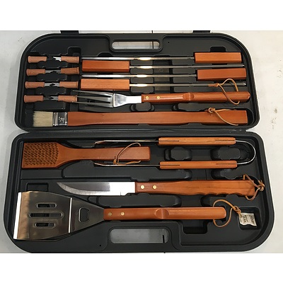 Jackeroo 4 Burner Hooded Barbecue And Barbecue Tool Kit
