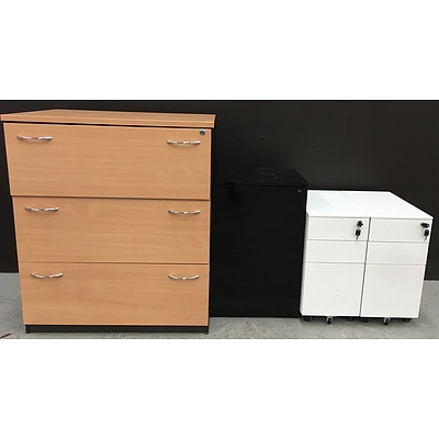 Office Storage Cabinets - Lot Of Four