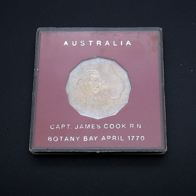 1970 50c Australian Fifty Cent Coin Captain Cook Commemorative in Collector's Case