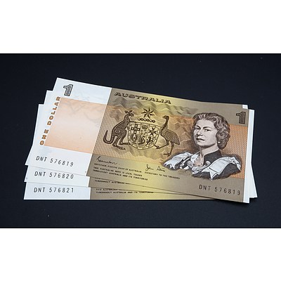 3 X Consecutive $1 1982 Johnston Stone Australian One Dollar Banknotes R78 DNT576819-21
