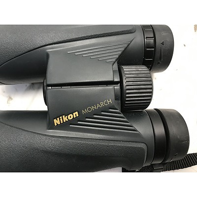Nikon Monarch 10x42 Binoculars