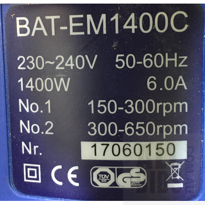 B.A.T BAT-EM1400C Electric Hand Mixer with Carry Case