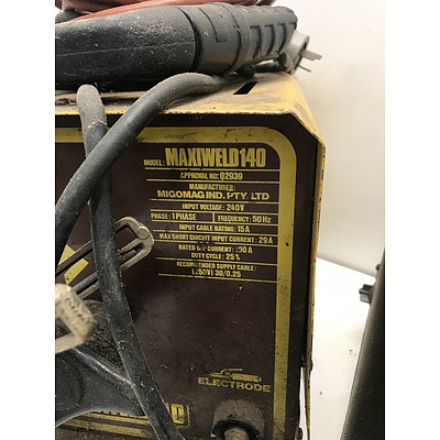 Migomag Maxiweld 140 Arc Welder With Mask and Rods