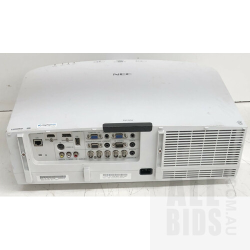 NEC (PA550W) WXGA 3LCD Projector for Spare Parts and/or Repair