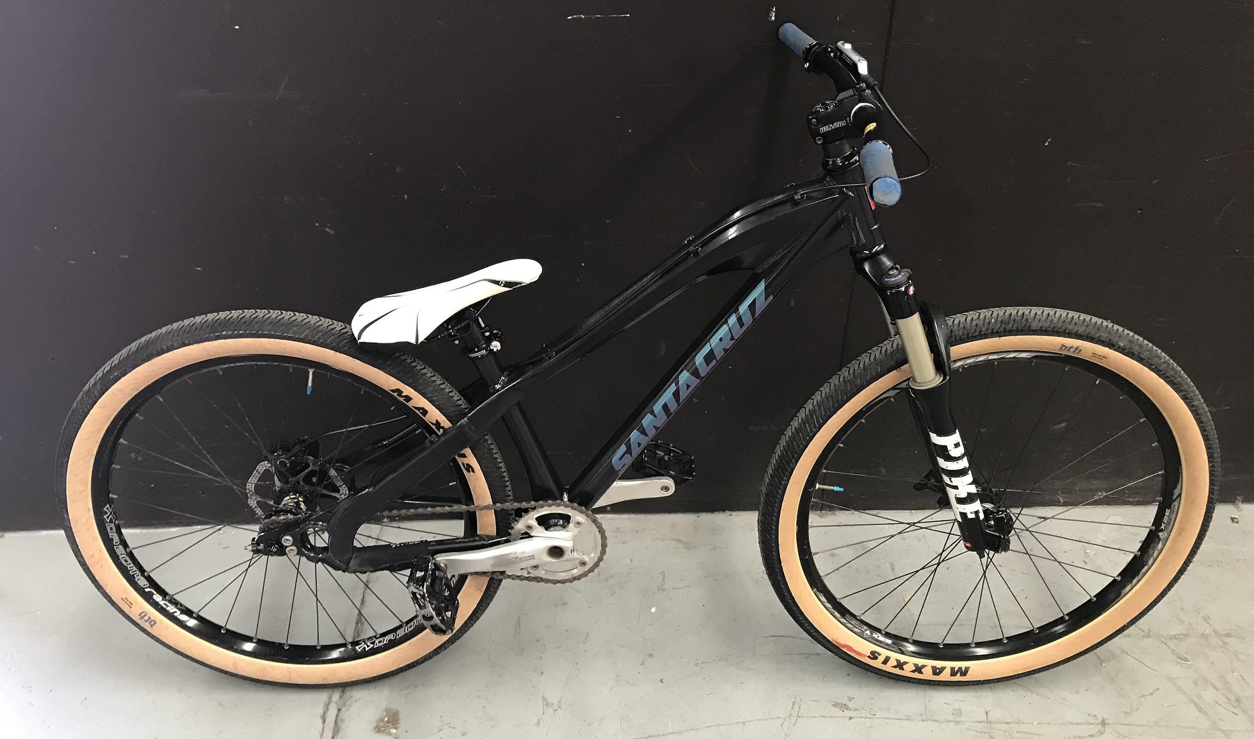 Santa cruz dirt clearance jumper