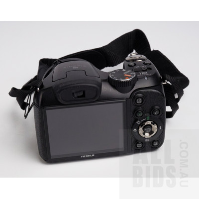 Fuji Finepix S Digital Camera with Case