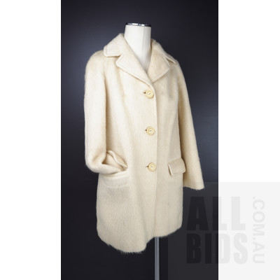 Vintage English Cream Wool and Mohair Coat with Raglan Sleeves