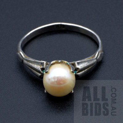 Sterling Silver Ring with Round Cultured Pearl, 1.7g