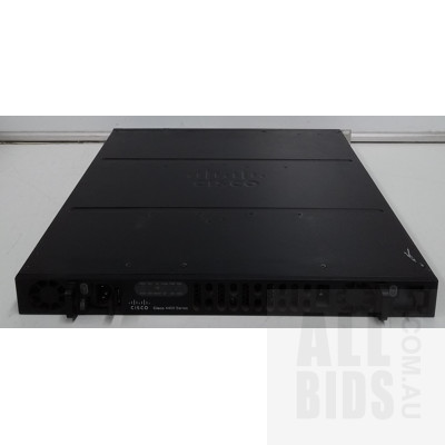 Cisco (ISR4431/K9 V04) 4400 Series Integrated Services Router
