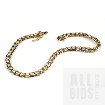 10ct Yellow Gold Tennis Bracelet with 49 0.02ct RBC Diamonds, 7.2g