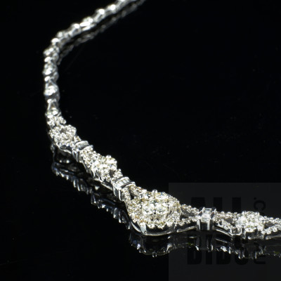 18ct White Gold and Diamond Necklet, 14.5g