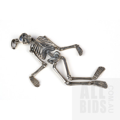 Sterling Silver Articulating Skeleton Pendant, 25.9g