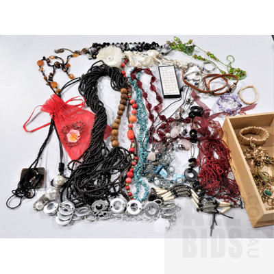 Quantity Costume Jewellery Including Earrings and Others in Original Gift Boxes
