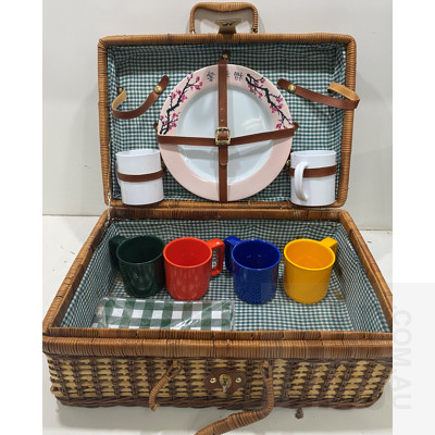 Lot of Wicker Baskets and Vintage Style Outdoor Picnic Set