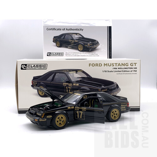 Classic Carlectables Ford Mustang GT 471/750 1:18 Scale Model Car
