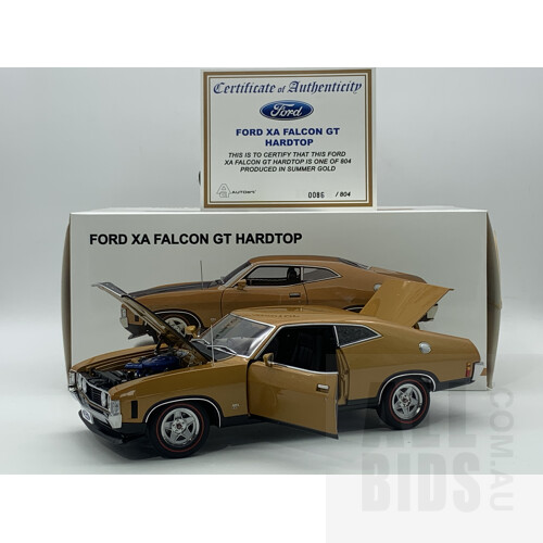 Auto Art Ford XA Falcon GT Hardtop 086/804 1:18 Scale Model Car