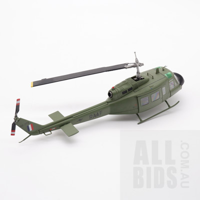 Franklin Mint Precision Models Armour Collection Diecast 1:48 UH1 Huey in Original Display Box
