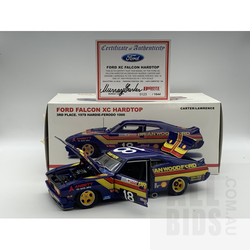 Autoart Ford XC Falcon Hard Top123/1644 1:18 Scale Model Car - Signed By Murray Carter