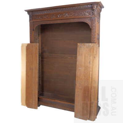Oak Tudor Style Bookcase, Late 19th Century - Early 20th century