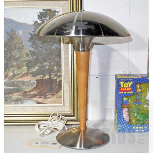 Retro Style Table Lamp with Flying Saucer Shade