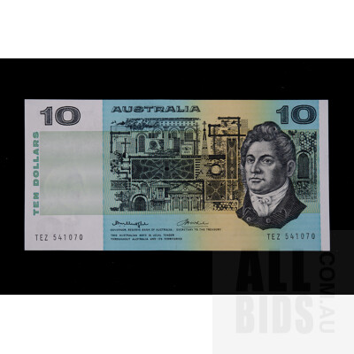 $10 1976 Knight Wheeler Australian Ten Dollar Banknote Centre Thread