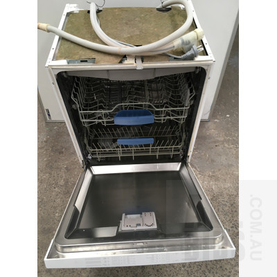 Bosch SMS68MO2AU LifeStyle Automatic Underbench Dishwasher