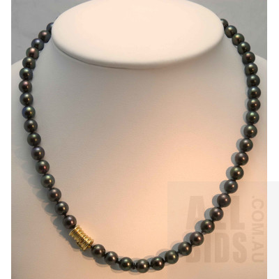 Necklace of Black Freshwater Pearls with 18ct Gold Clasp