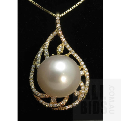 13mm Cultured Pearl - high lustre in Gold-plated Sterling Silver Pendant