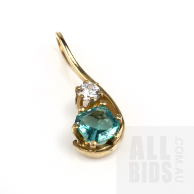 9ct Yellow Gold Pendant with Two Created Gems