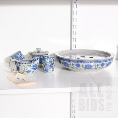Contemporary Chinese Tea Service with Warming Tray and Dish, 14 Pieces