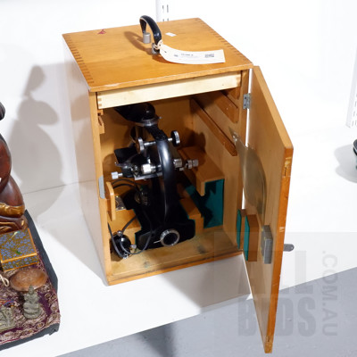 Vintage Warszawa Poland Twin Lens Illuminated Microscope in Original Timber Case