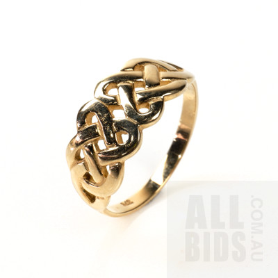 9ct Yellow Gold Celtic Style Ring, 2.9g