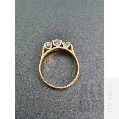 18ct Yellow and White Gold Ring with Three Old Mine Cut Diamonds, 4.6g