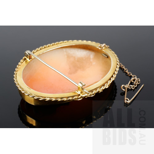 9ct Yellow Gold Cameo Brooch, 17g