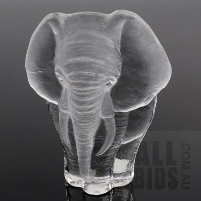 Mats Jonasson Sweden Frosted Crystal Elephant, with Original Label