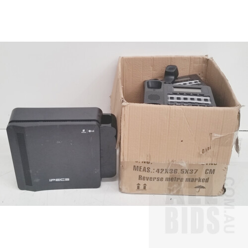 iPECS eMG80 Phone System Hub w/ iPECS (LDP-9224DF) Digital Telephones