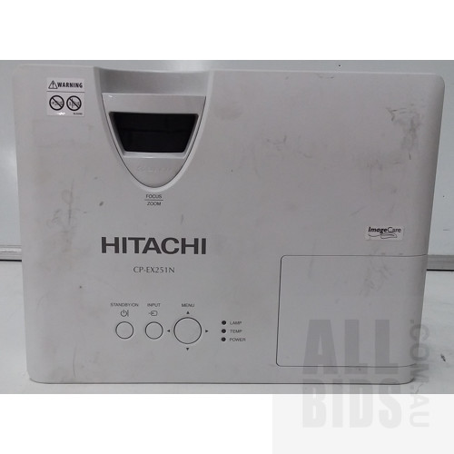 Hitachi CP-EX251N XGA 3LCD Projector